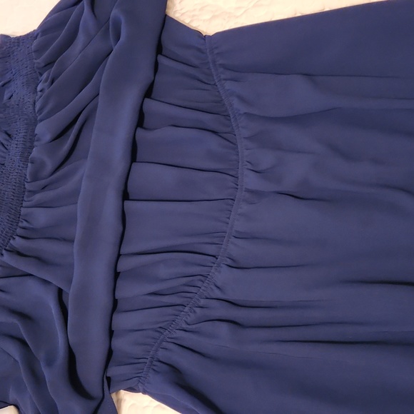 Off the shoulder navy blue mini dress with built in slip size L - Picture 6 of 6